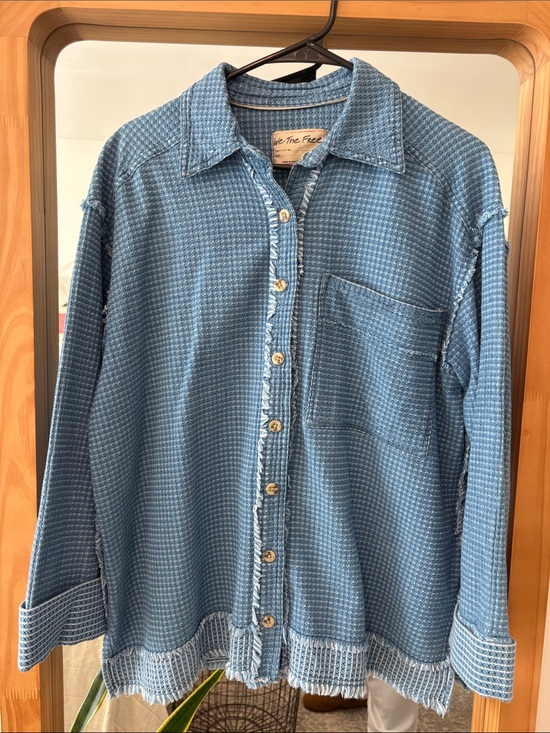 We The Free Tops - We the free beach bonfire shirt Light Blue Waffle-Textured Long-Sleeve Shirt
